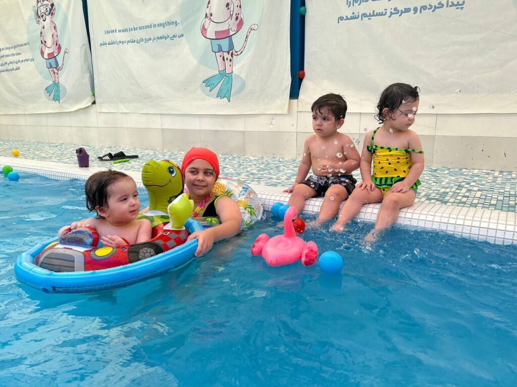 استخر تخصصی کودک نیاوران