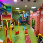 کلبه مشاغل شامل آرایشگاه، دندانپزشکی و نجاری در کیدزپارک